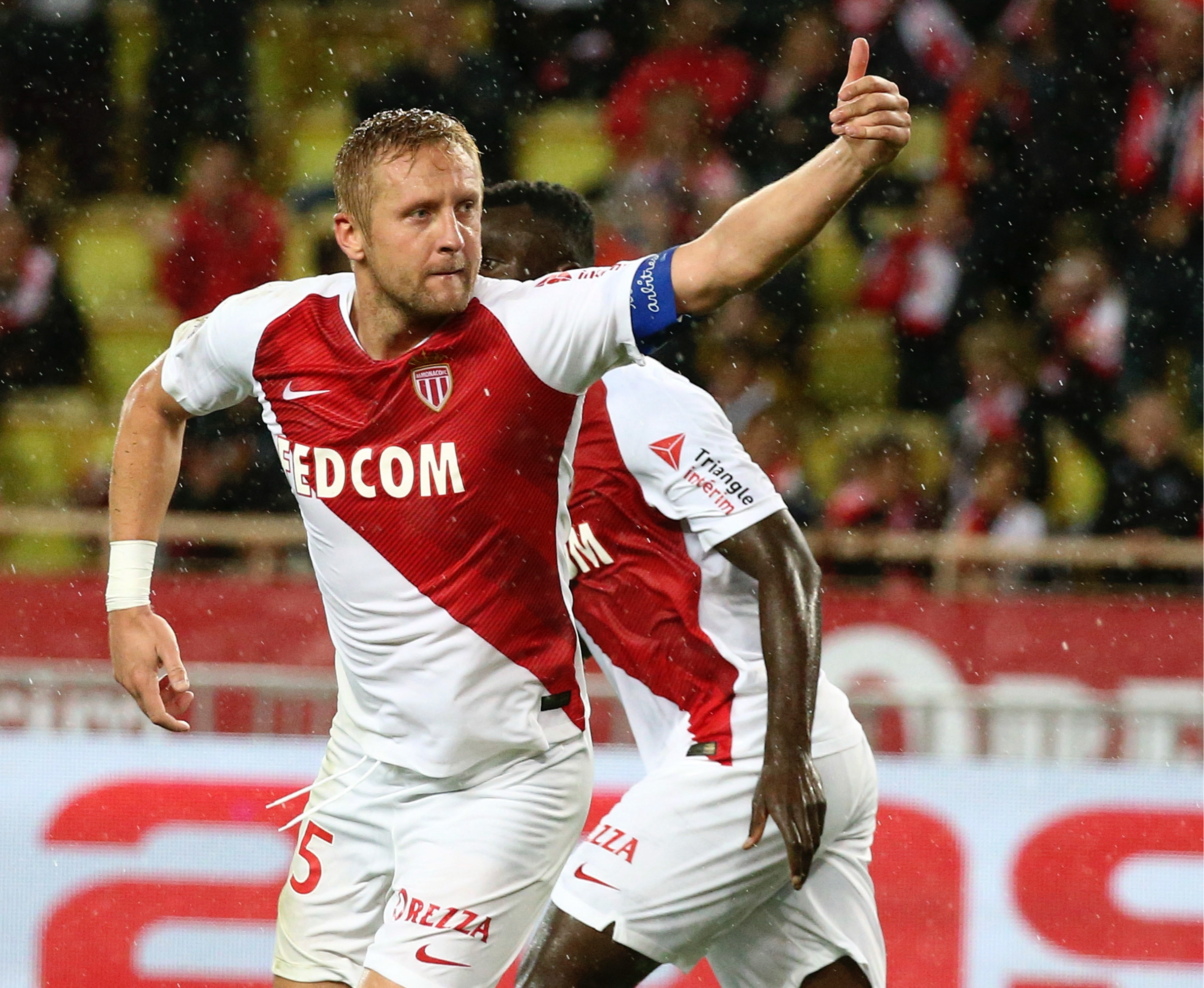 包含阿斯顿维拉迎足总杯关键赛,清晨远射贴柱,球迷炸锅,细节决定成败的词条 包含阿斯顿维拉迎足总杯关键赛,清晨远射贴柱,球迷炸锅,细节决定成败的词条