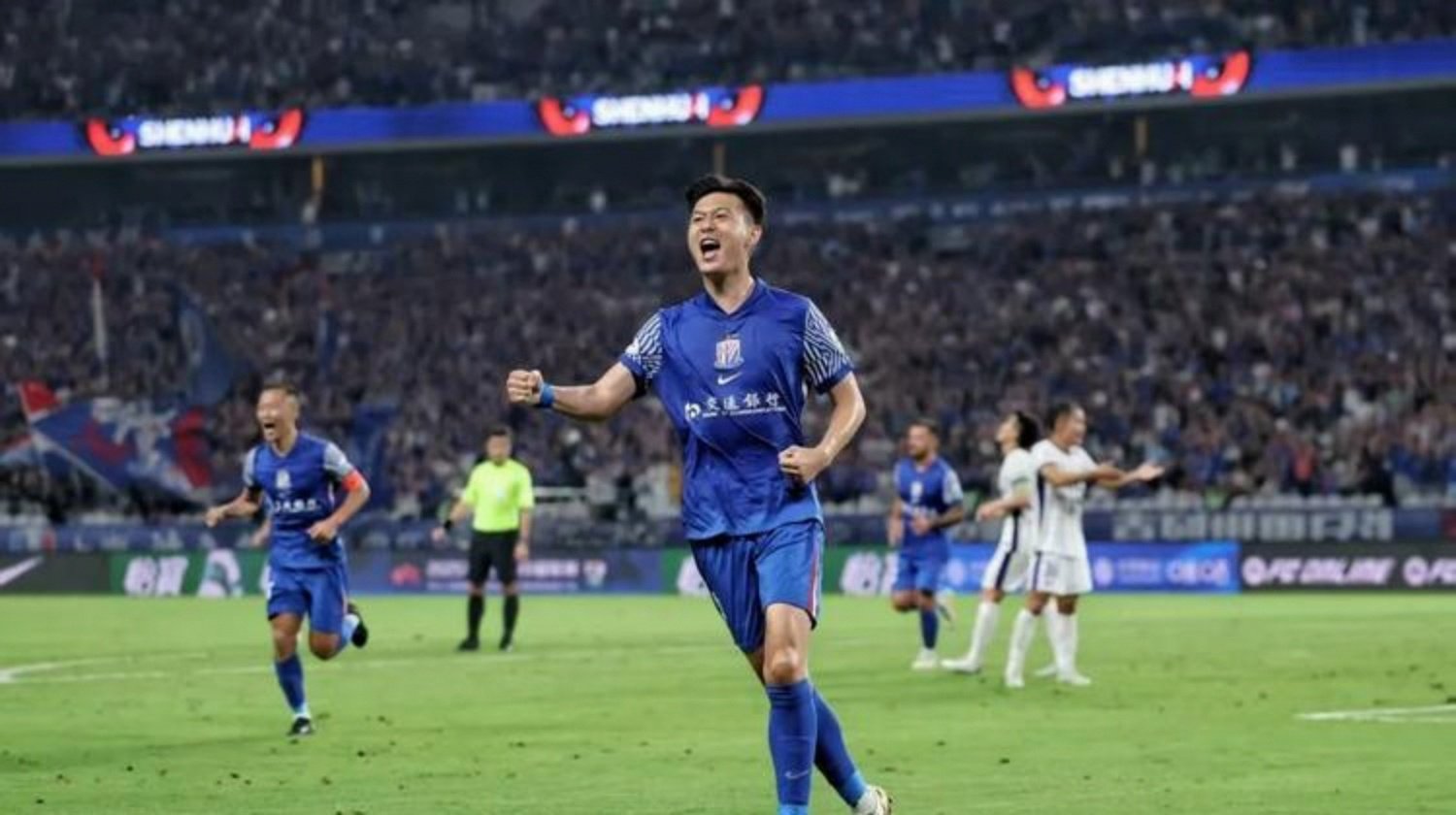 关于赛后足总杯焦点战,上海申花豪取连胜,气氛紧张,更衣室氛围转暖的信息 关于赛后足总杯焦点战,上海申花豪取连胜,气氛紧张,更衣室氛围转暖的信息