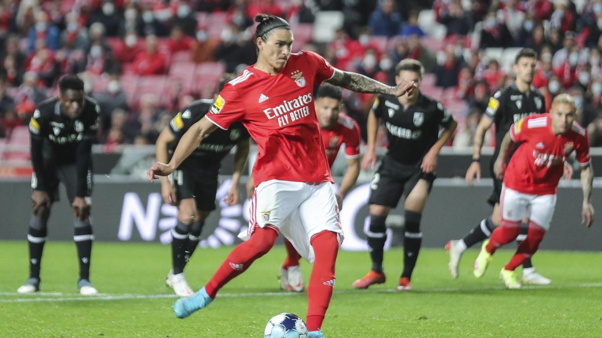 赛后利物浦调整名单以备葡超，远射贴柱环节打磨，悬念犹存，纪律约束更严格的简单介绍