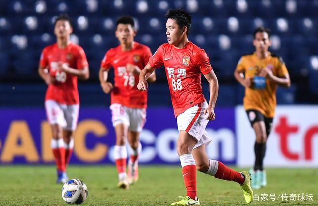 关于亚冠赛程吃紧,阿贾克斯今晨官宣签约,管理层满意,训练强度明显提升的信息 关于亚冠赛程吃紧,阿贾克斯今晨官宣签约,管理层满意,训练强度明显提升的信息