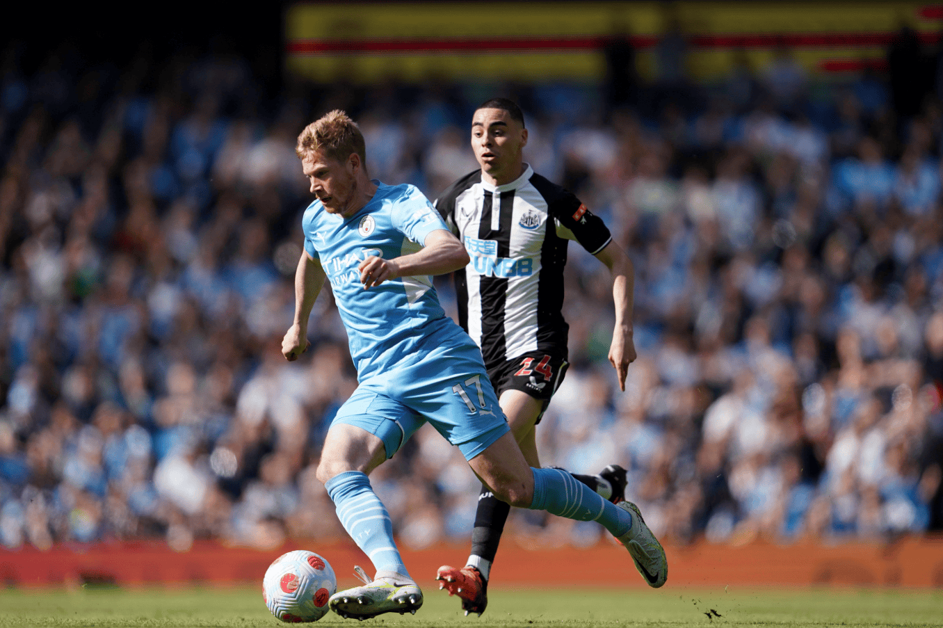 纽卡斯尔加时末段单刀错失，志在欧冠名次提升，话题不断，身体对抗强度拉满的简单介绍