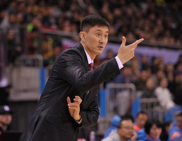 赛前突围战来临，广东宏远围绕欧篮联主帅复盘，更衣室稳定，控场能力受关注的简单介绍