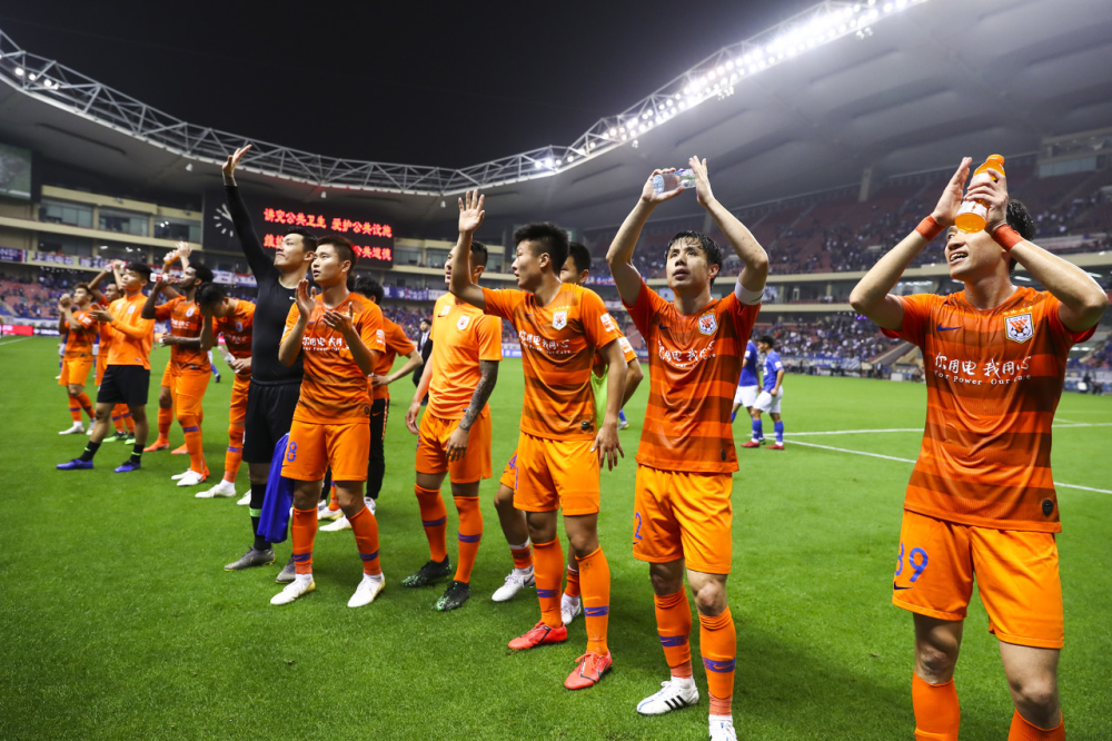 清晨新疆广汇队长鼓劲——亚冠节点到来，更衣室稳定，纪律约束更严格的简单介绍