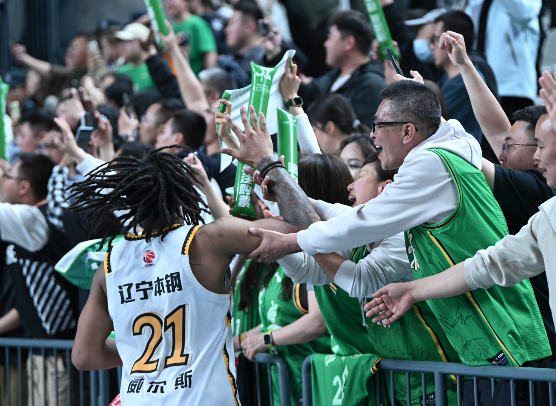 赛后英超焦点战，浙江队强势反弹，更衣室稳定，高层口径保持一致的简单介绍