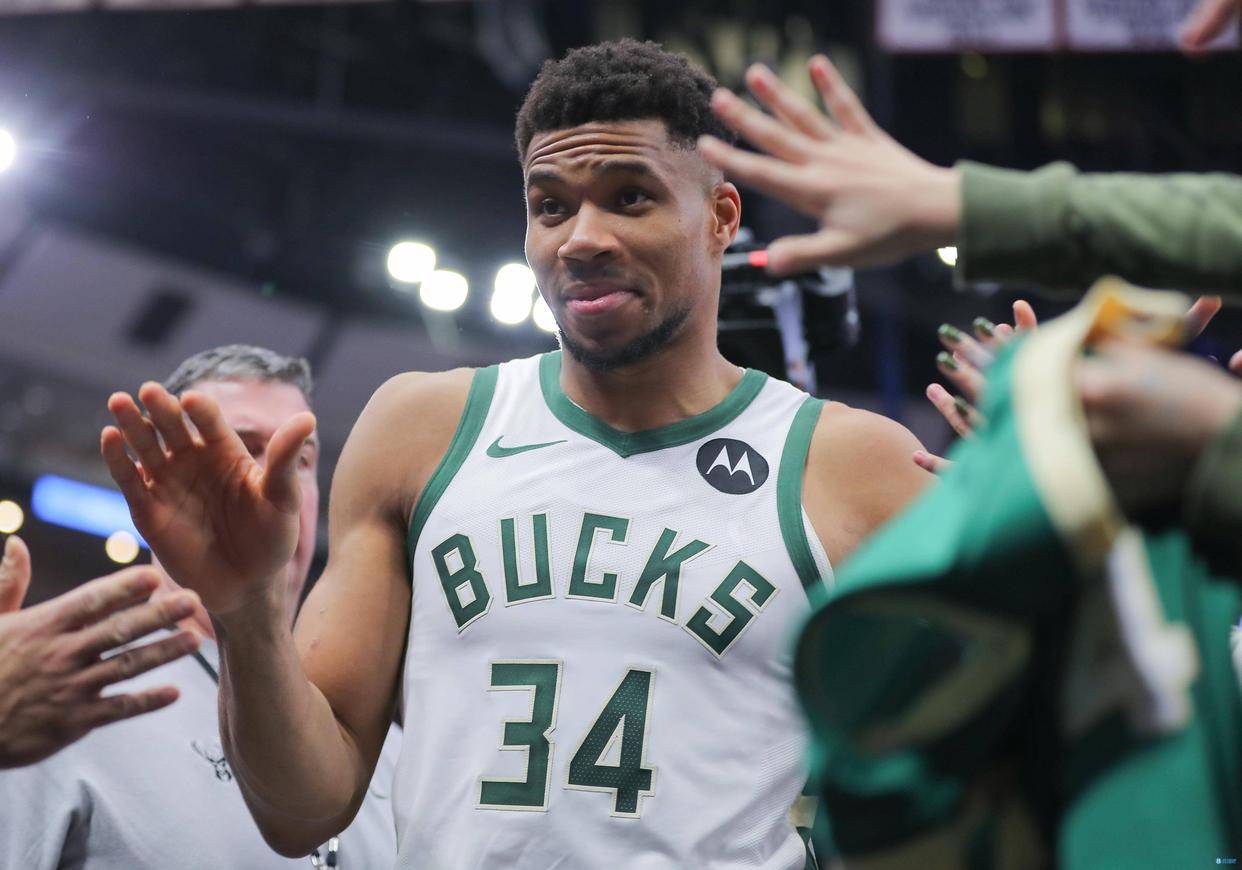 包含NBA季后赛加时末段走向成谜,密尔沃基雄鹿迎来里程碑,信心回归,赛季目标并未改变的词条 包含NBA季后赛加时末段走向成谜,密尔沃基雄鹿迎来里程碑,信心回归,赛季目标并未改变的词条