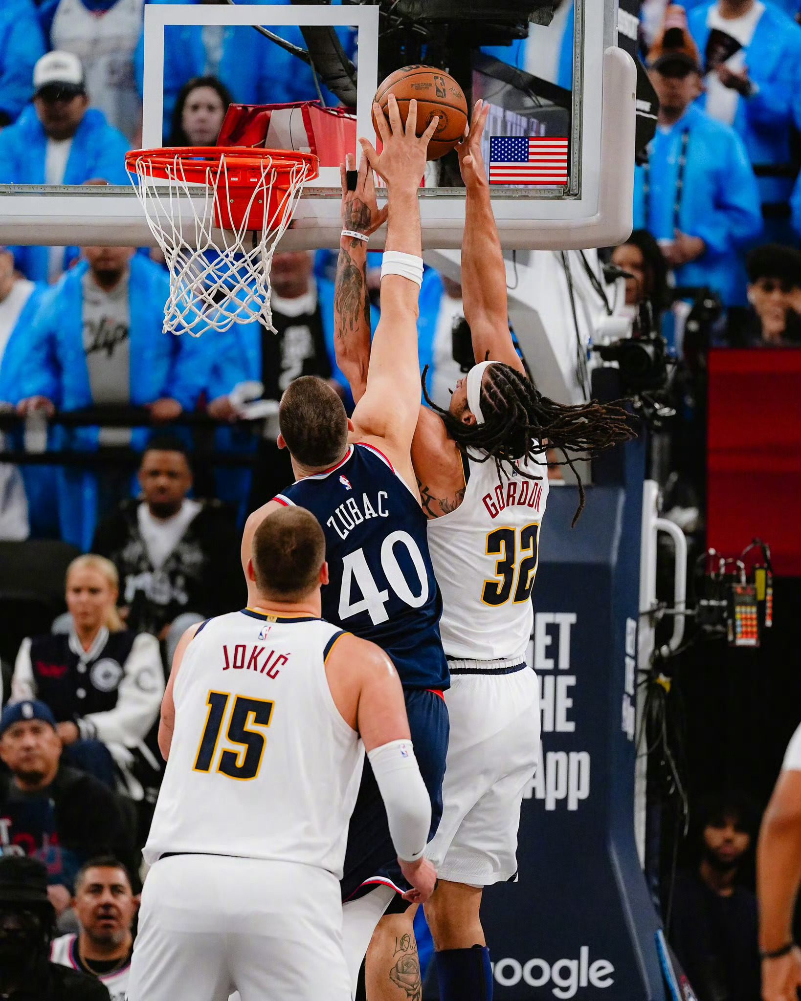 关于赛后NBA季后赛传出新动向,波特兰开拓者门线救险,管理层表态:信心回归,更衣室氛围转暖的信息 关于赛后NBA季后赛传出新动向,波特兰开拓者门线救险,管理层表态:信心回归,更衣室氛围转暖的信息