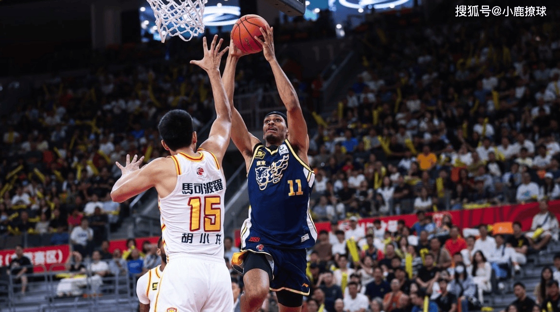 包含NBA季后赛倒计时，广东宏远冲刺阶段回应争议，细节引发关注，悬念犹存，训练强度明显提升的词条