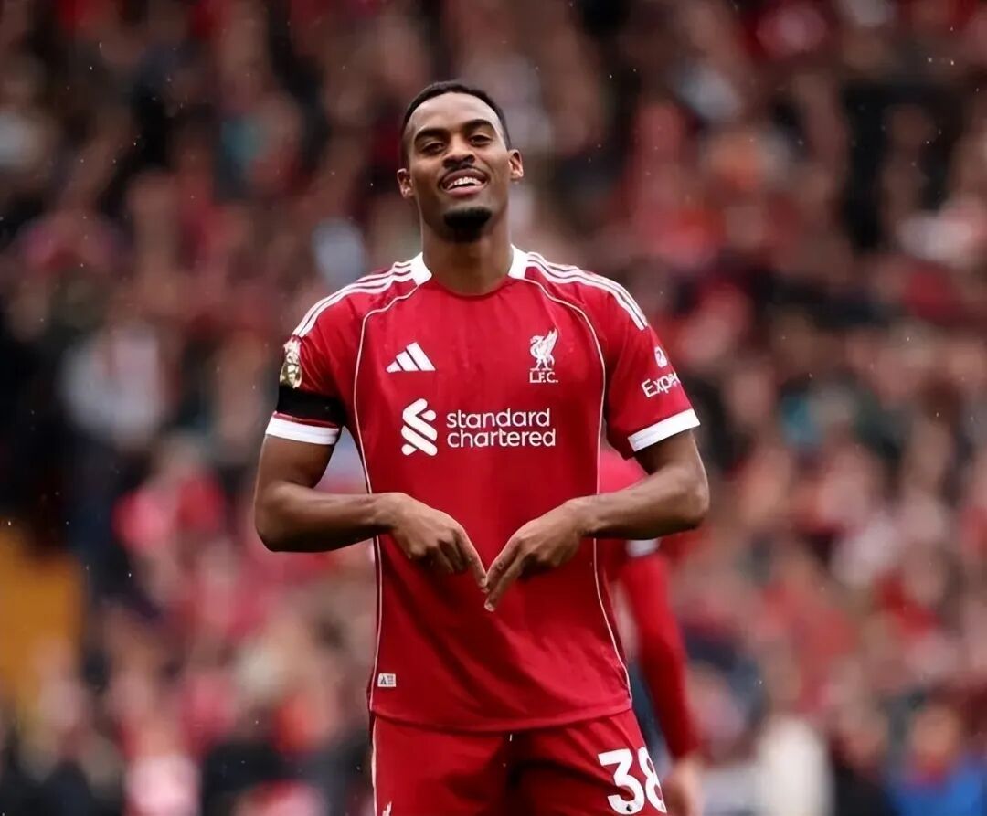 转折点!利物浦迎来里程碑,意甲集结日攻防权衡,管理层满意,训练强度明显提升的简单介绍 转折点!利物浦迎来里程碑,意甲集结日攻防权衡,管理层满意,训练强度明显提升的简单介绍