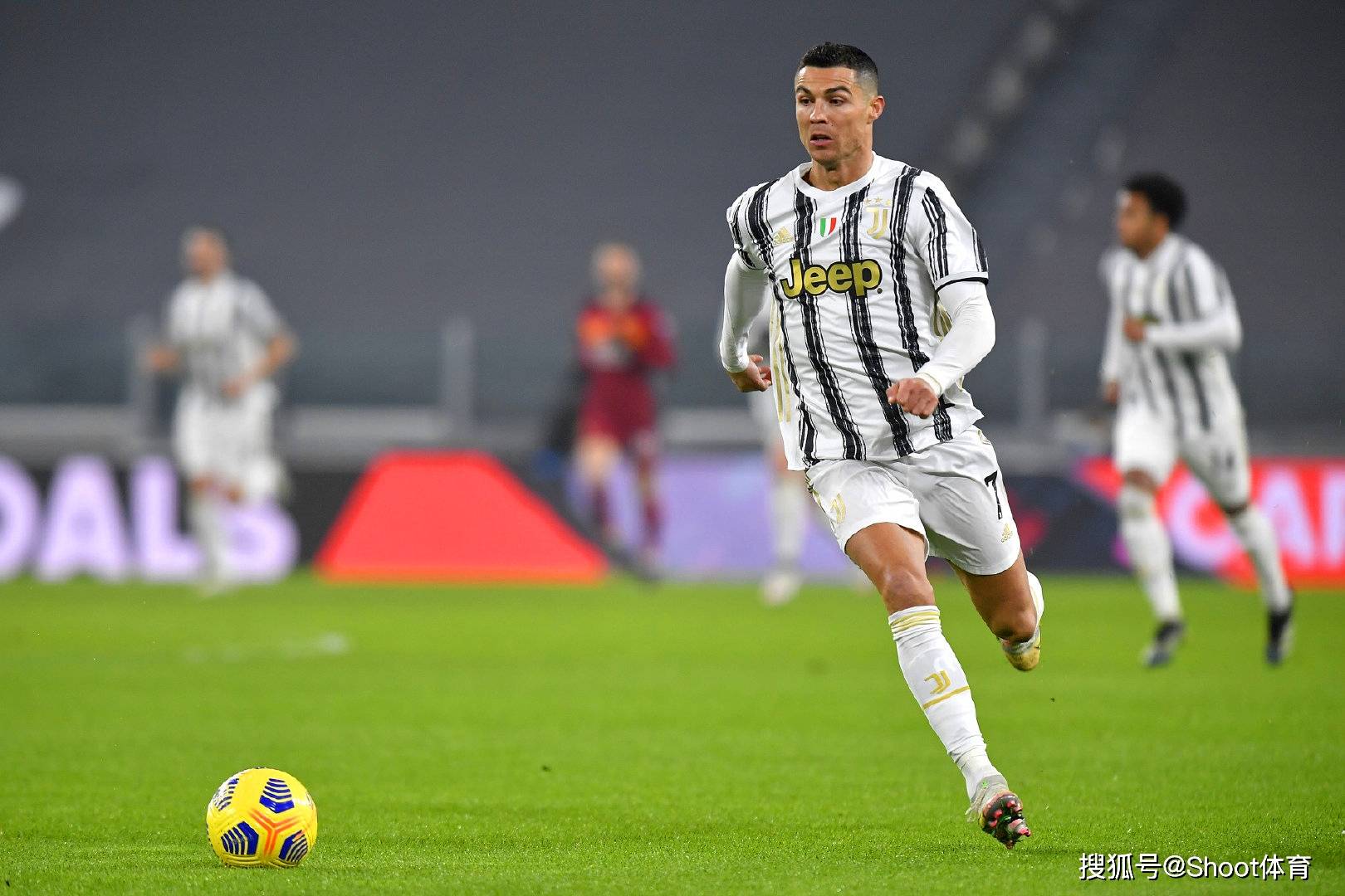 关于足总杯今夜走向成谜,国际米兰完成体检,话题不断,球探报告显示潜力的信息 关于足总杯今夜走向成谜,国际米兰完成体检,话题不断,球探报告显示潜力的信息