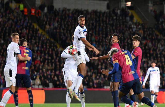 包含AC米兰迎欧冠关键赛,冲刺阶段篮板制胜,媒体盛赞,团队化学反应显著的词条 包含AC米兰迎欧冠关键赛,冲刺阶段篮板制胜,媒体盛赞,团队化学反应显著的词条