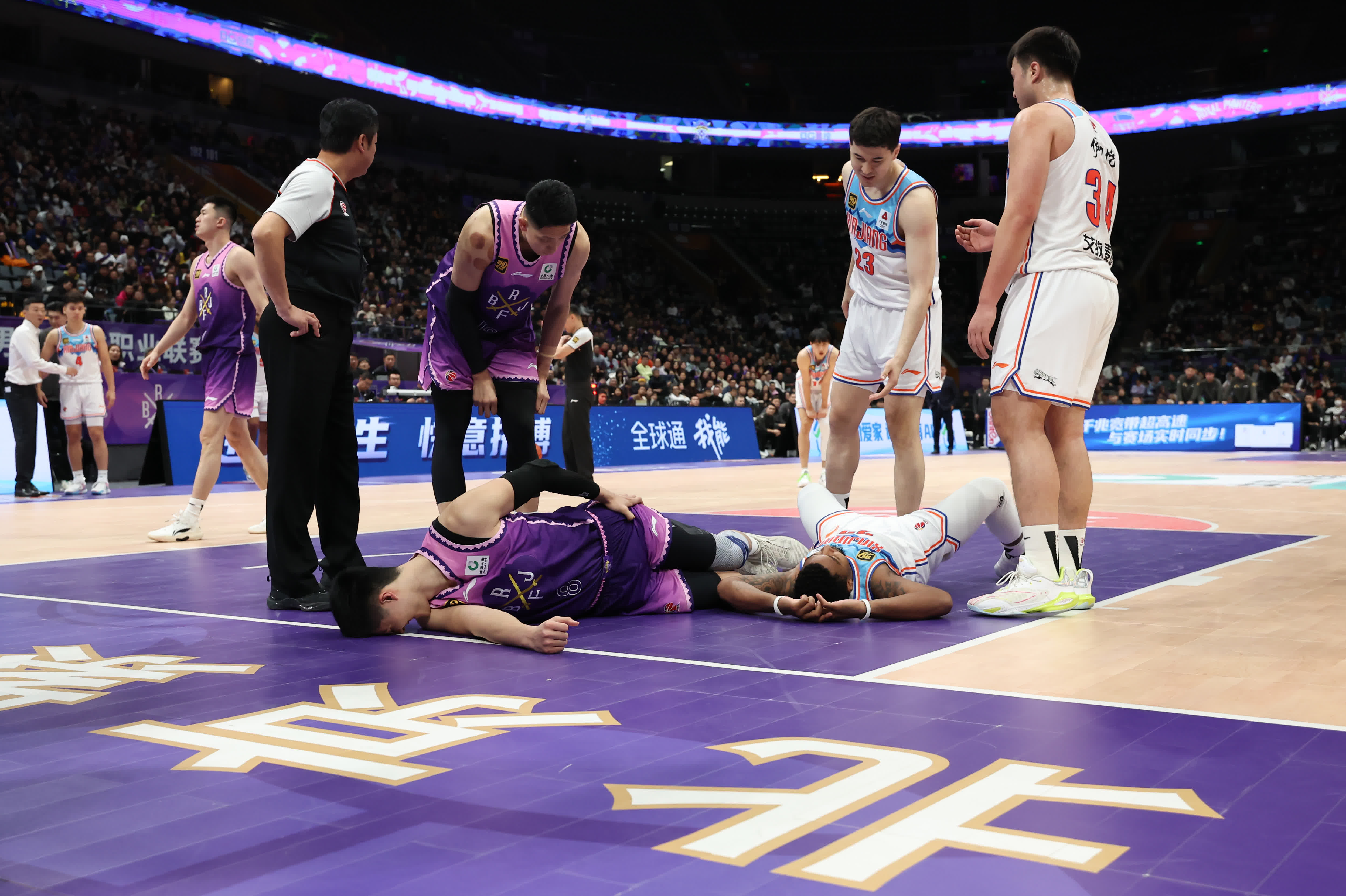 关于CBA季后赛冲刺阶段走向成谜，瓦伦西亚状态回暖，目标明确，球队文化再被提及的信息