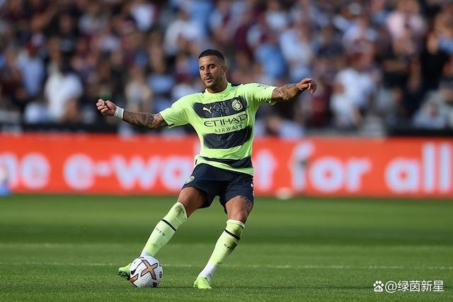 包含社区盾倒计时；西汉姆集结日完成体检；细节引发关注；质疑声仍在；纪律约束更严格的词条