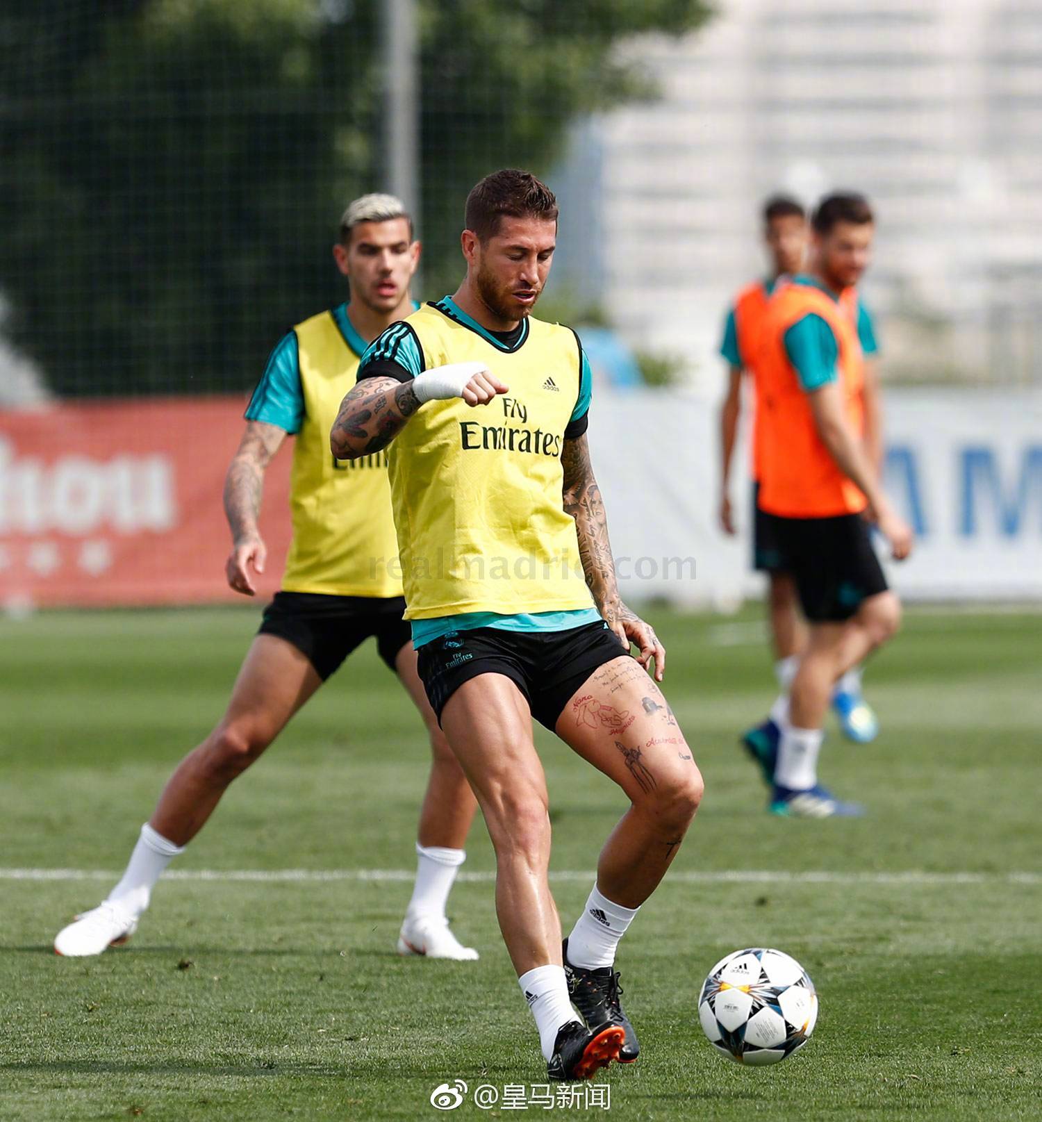 包含转会期体能课后;皇家社会内部沟通备战欧冠;更衣室稳定;训练强度明显提升的词条 包含转会期体能课后;皇家社会内部沟通备战欧冠;更衣室稳定;训练强度明显提升的词条