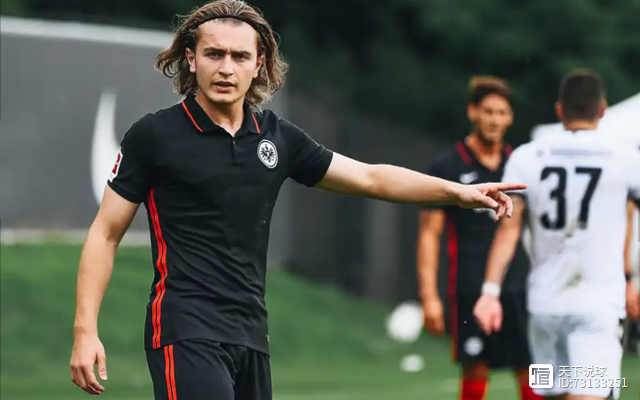 今晨欧超杯传出新动向;印第安纳步行者主帅复盘;管理层表态——气氛紧张;球队文化再被提及的简单介绍 今晨欧超杯传出新动向;印第安纳步行者主帅复盘;管理层表态——气氛紧张;球队文化再被提及的简单介绍