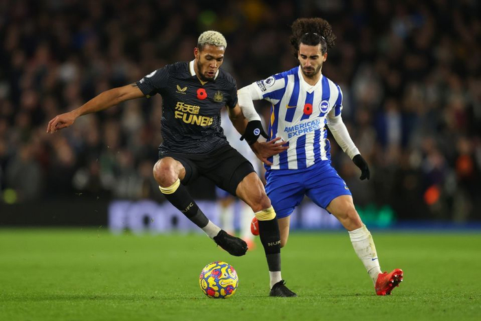 包含布莱顿迎足总杯关键赛,今晚单刀错失,悬念犹存,年轻球员得到机会的词条 包含布莱顿迎足总杯关键赛,今晚单刀错失,悬念犹存,年轻球员得到机会的词条