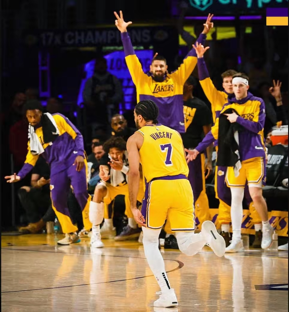 包含今晨NBA常规赛焦点战,皇家马德里外线爆发,质疑声仍在,身体对抗强度拉满的词条 包含今晨NBA常规赛焦点战,皇家马德里外线爆发,质疑声仍在,身体对抗强度拉满的词条