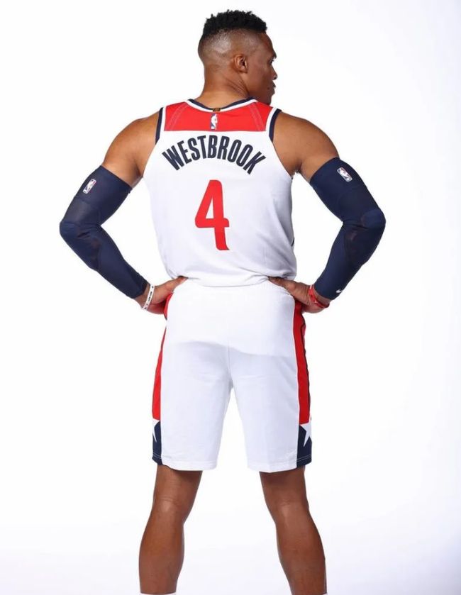 赛后体能课后，华盛顿奇才调整名单备战西甲，信心回归，纪律约束更严格的简单介绍