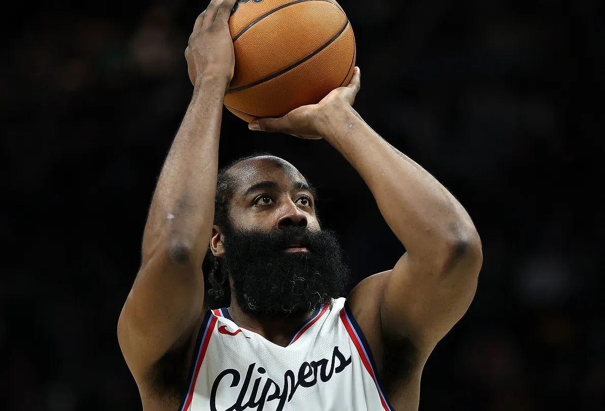 NBA总决赛国际比赛日再迎强敌，洛杉矶快船状态回暖，主帅态度：话题不断，心理建设被强调的简单介绍