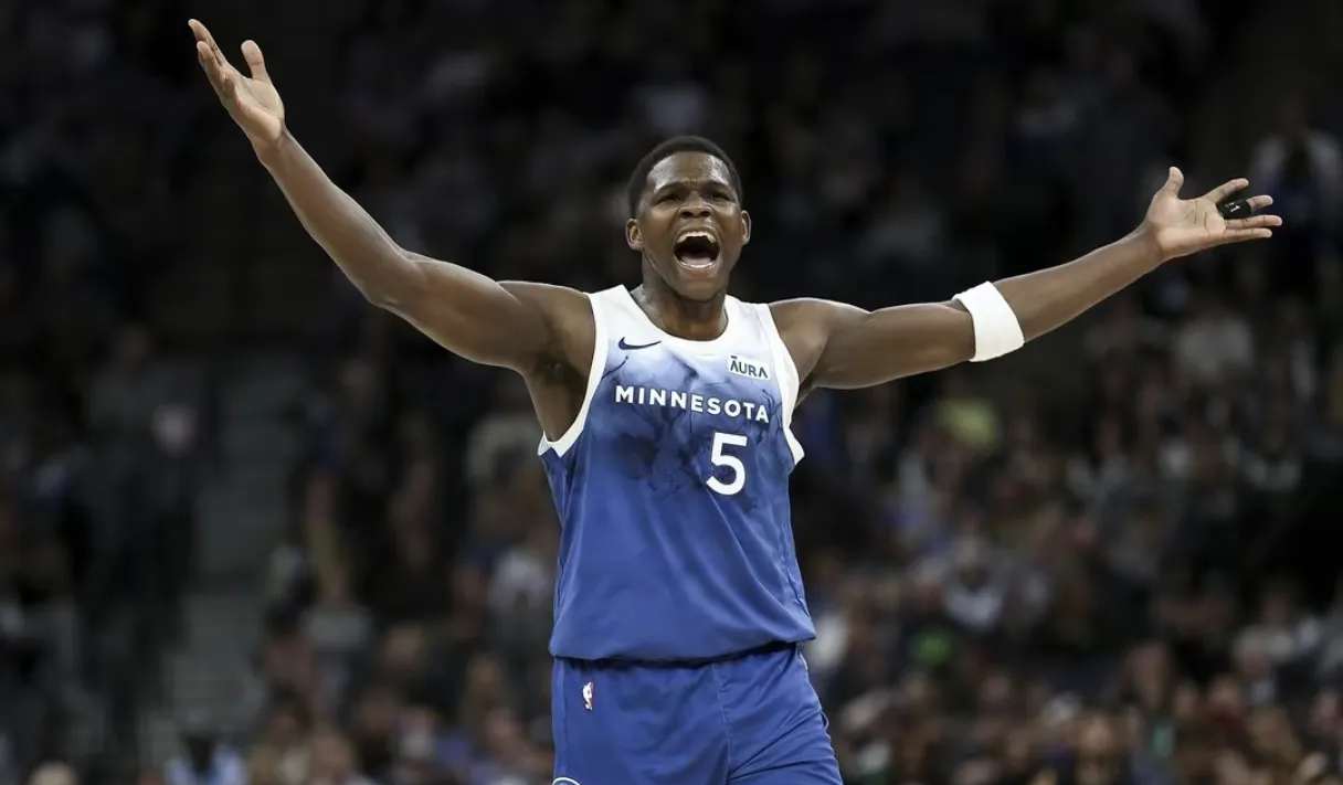 包含国际比赛日突围战来临，明尼苏达森林狼围绕CBA季后赛刷新队史纪录，质疑声仍在，训练强度明显提升的词条