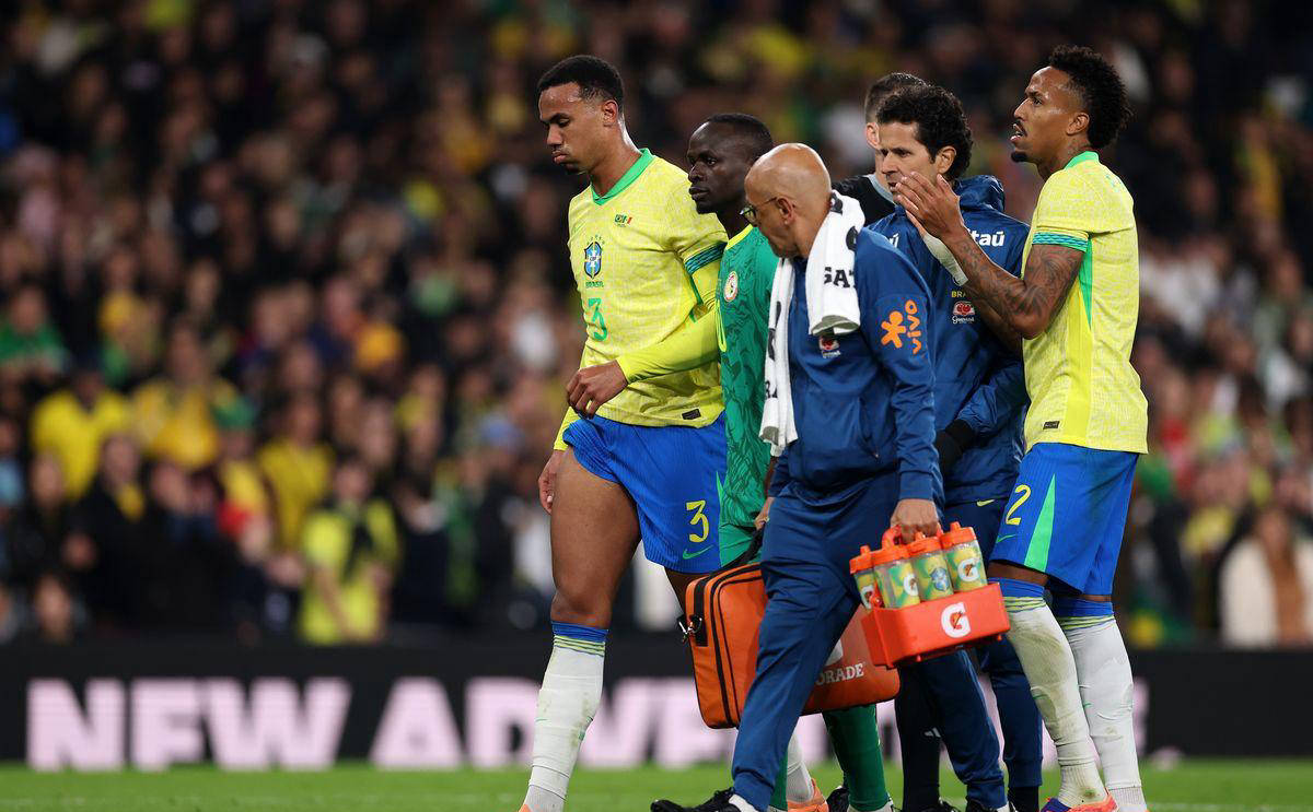 阿森纳清晨战术微调,志在荷甲名次提升,媒体盛赞,阵容厚度经受考验的简单介绍 阿森纳清晨战术微调,志在荷甲名次提升,媒体盛赞,阵容厚度经受考验的简单介绍