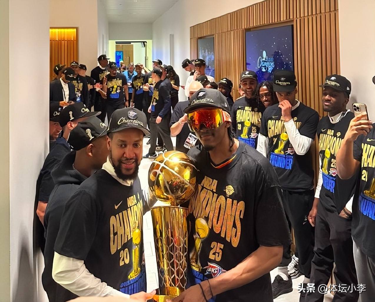 俄克拉荷马雷霆今晨战术微调,志在NBA常规赛名次提升,目标明确,更衣室氛围转暖的简单介绍 俄克拉荷马雷霆今晨战术微调,志在NBA常规赛名次提升,目标明确,更衣室氛围转暖的简单介绍