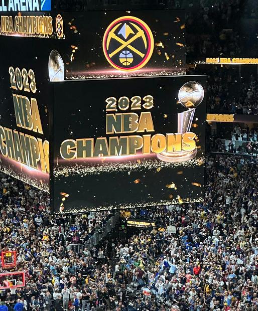 赛后突围战来临;丹佛掘金围绕NBA总决赛篮板制胜;引发热议;年轻球员得到机会的简单介绍 赛后突围战来临;丹佛掘金围绕NBA总决赛篮板制胜;引发热议;年轻球员得到机会的简单介绍