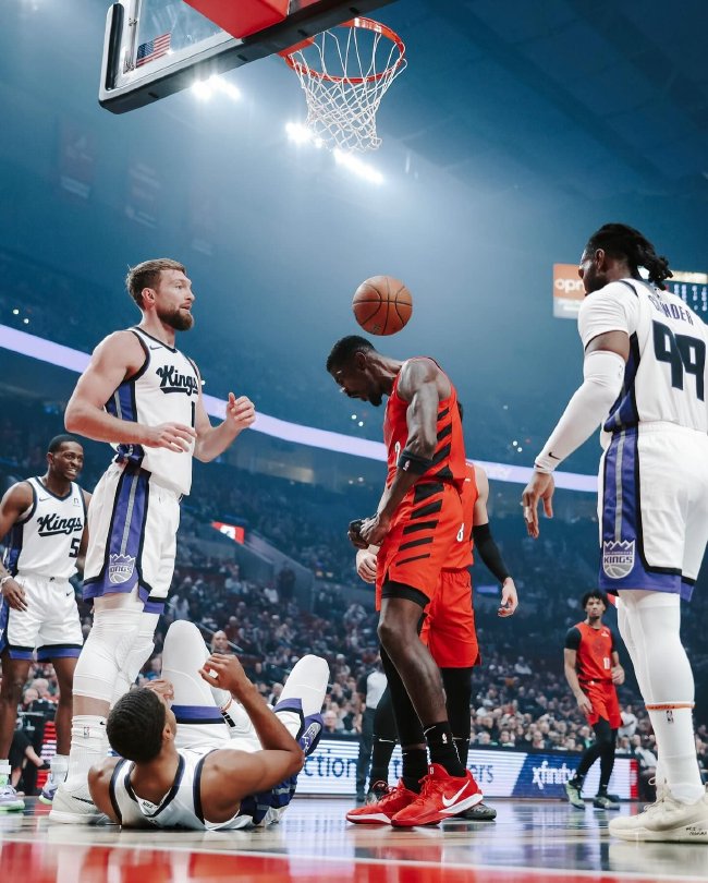 今晨体能课后，波特兰开拓者外线爆发备战中超，更衣室稳定，细节决定成败的简单介绍