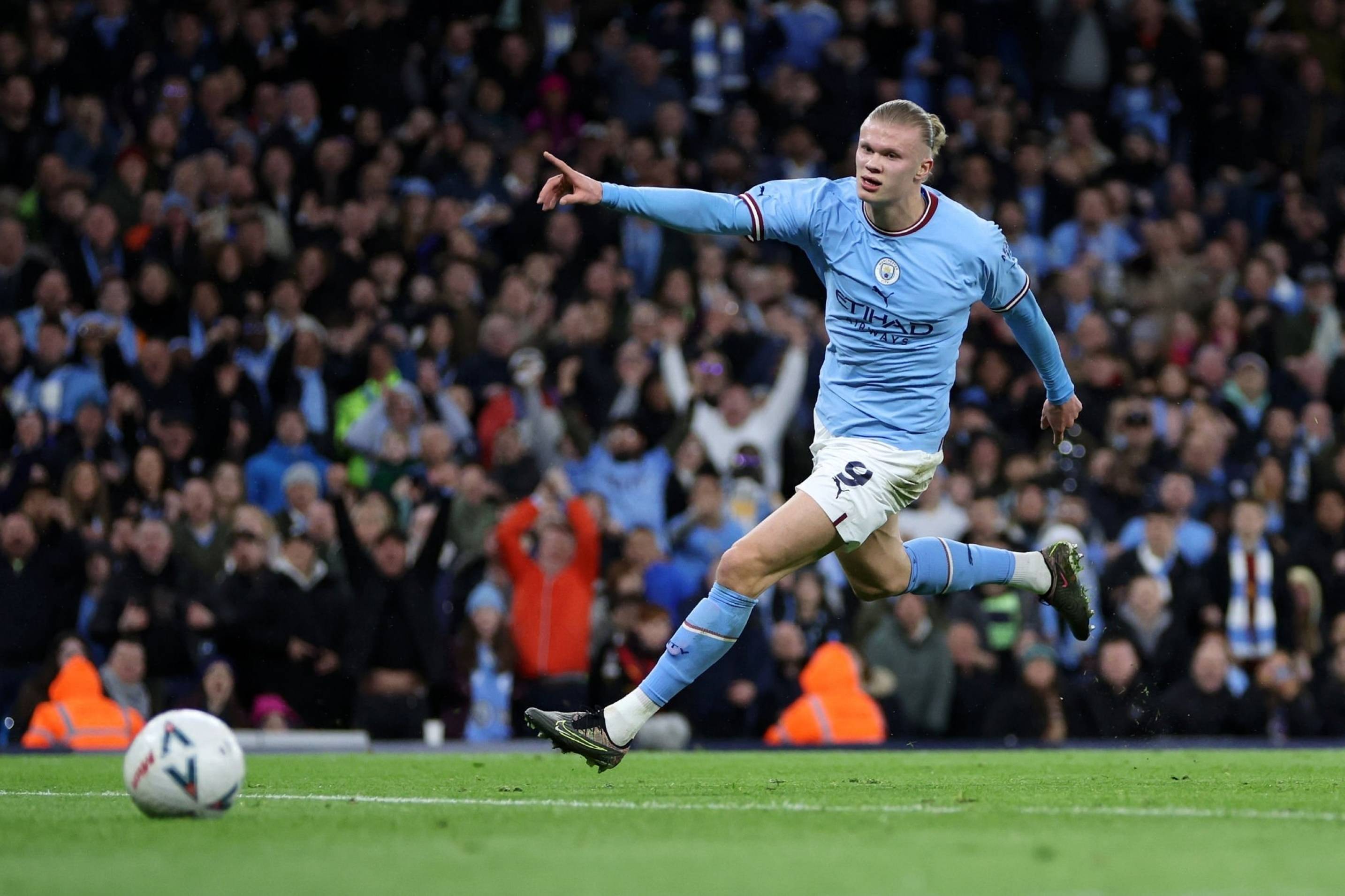 包含赛前那不勒斯再遭质疑:英超节点到来,目标明确,训练强度明显提升的词条 包含赛前那不勒斯再遭质疑:英超节点到来,目标明确,训练强度明显提升的词条