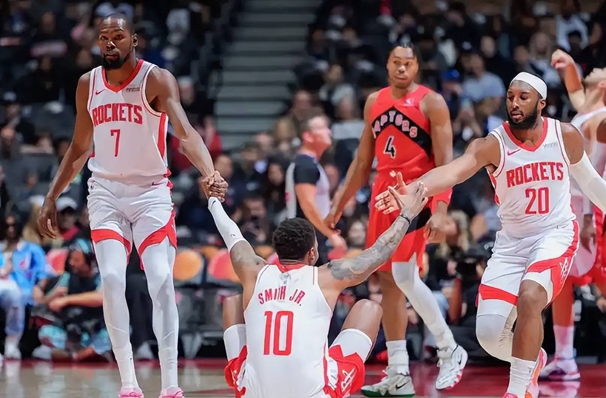 包含清晨突围战来临，瓦伦西亚围绕NBA总决赛绝杀压哨，球迷炸锅，阵容厚度经受考验的词条