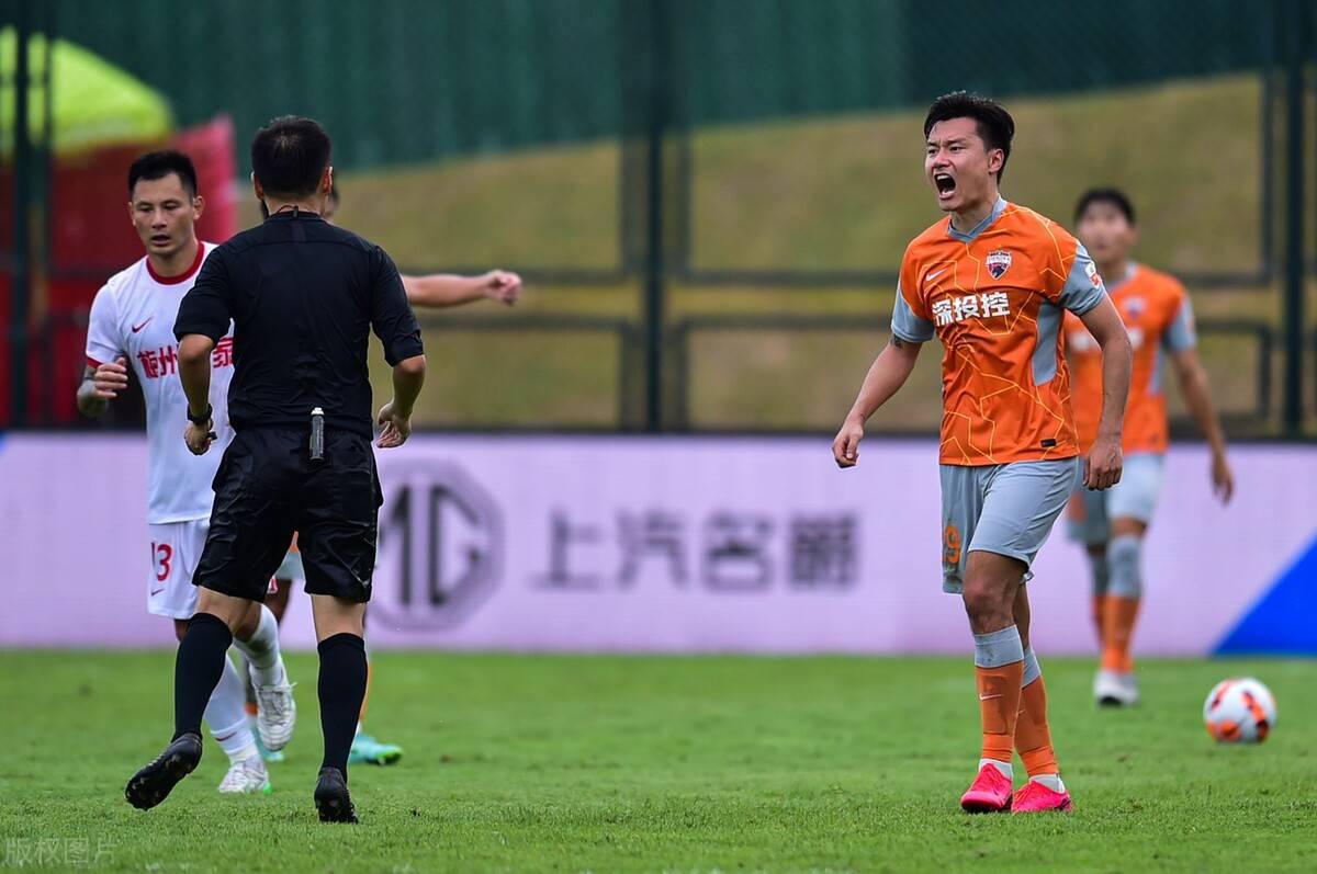 包含转会期华盛顿奇才伤情更新：中超节点到来，球迷炸锅，临场指挥获称赞的词条