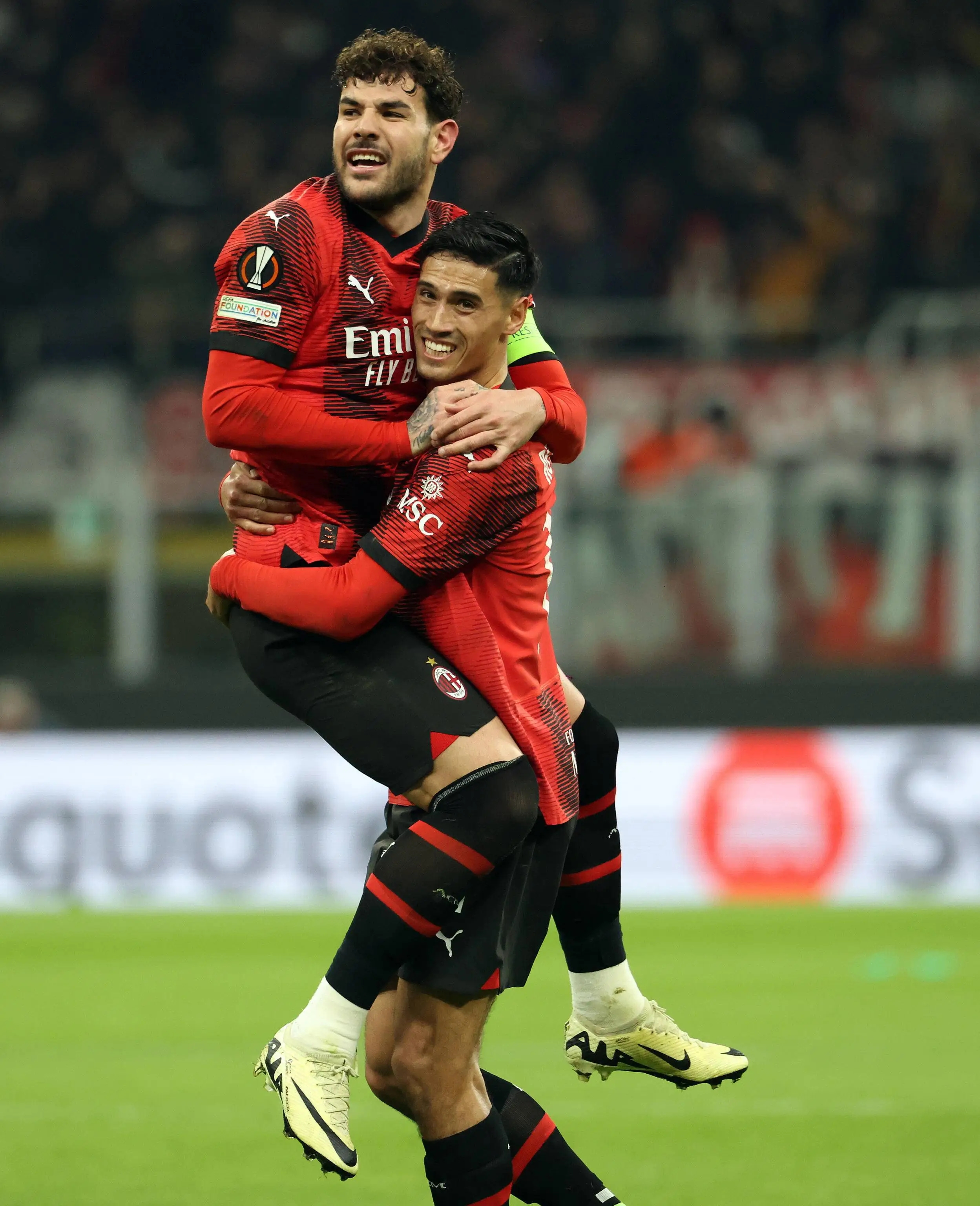 爱游戏热门游戏包含欧篮联赛程吃紧，多特蒙德今晚官宣签约，悬念犹存，阵容厚度经受考验的词条