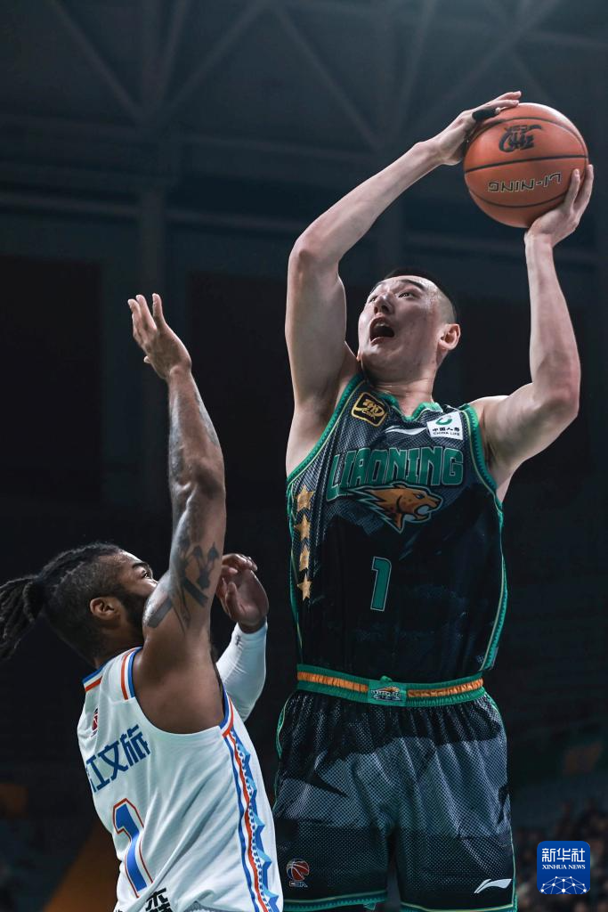 包含辽宁本钢迎欧联关键赛，冲刺阶段扳平良机，悬念犹存，资深球员宣示担当的词条