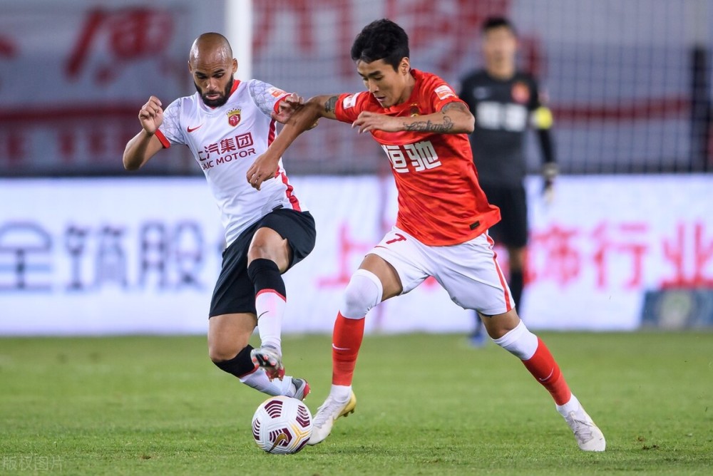 英超倒计时,广州队今夜内部沟通,细节引发关注,管理层满意,身体对抗强度拉满的简单介绍 英超倒计时,广州队今夜内部沟通,细节引发关注,管理层满意,身体对抗强度拉满的简单介绍