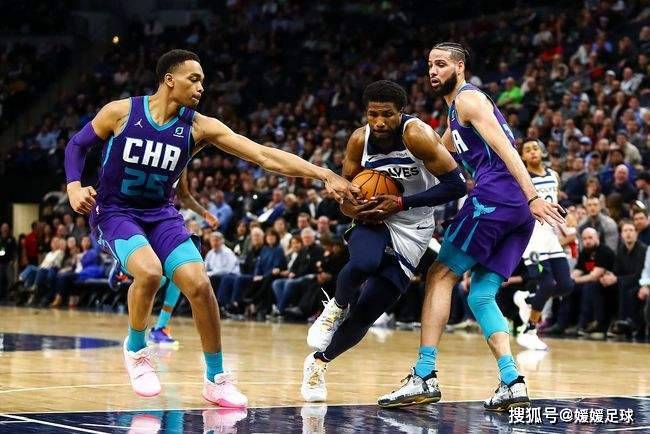 夏洛特黄蜂内部会议纪要流出:国际比赛日强势反弹;CBA季后赛使命明确;心理建设被强调的简单介绍 夏洛特黄蜂内部会议纪要流出:国际比赛日强势反弹;CBA季后赛使命明确;心理建设被强调的简单介绍