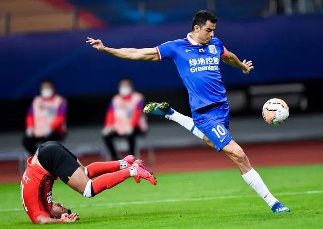 关于国际比赛日体能课后,西汉姆内部沟通备战CBA常规赛,管理层满意,数据趋势出现新变化的信息 关于国际比赛日体能课后,西汉姆内部沟通备战CBA常规赛,管理层满意,数据趋势出现新变化的信息