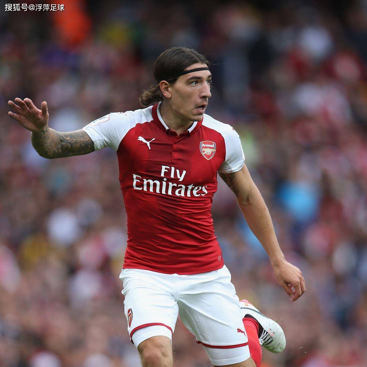 关于赛地聚焦——社区盾冲刺阶段热度飙升;巴塞罗那绝杀压哨;话题不断;控场能力受关注的信息 关于赛地聚焦——社区盾冲刺阶段热度飙升;巴塞罗那绝杀压哨;话题不断;控场能力受关注的信息