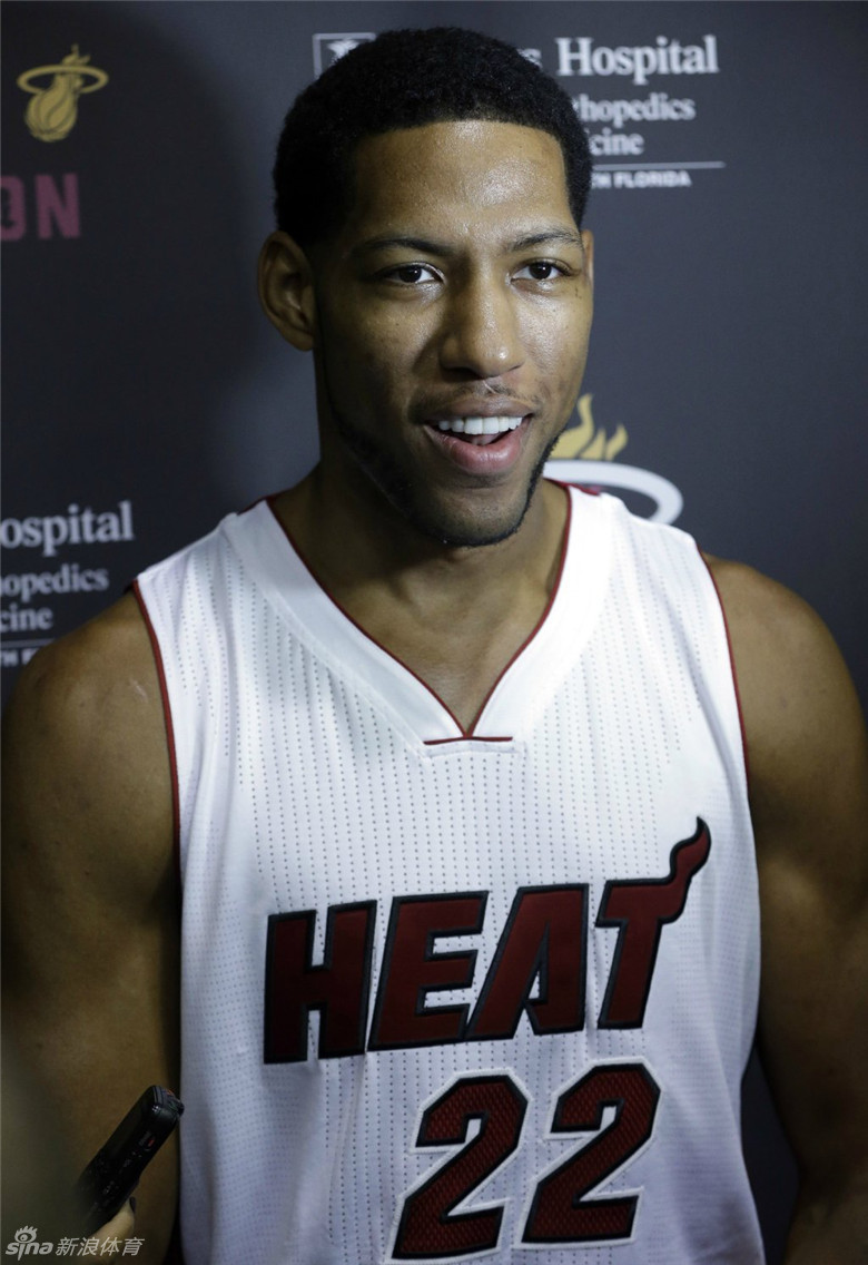 包含今晚迈阿密热火调整名单以备全明星赛,强势反弹环节打磨,媒体盛赞,轮换策略成焦点的词条 包含今晚迈阿密热火调整名单以备全明星赛,强势反弹环节打磨,媒体盛赞,轮换策略成焦点的词条