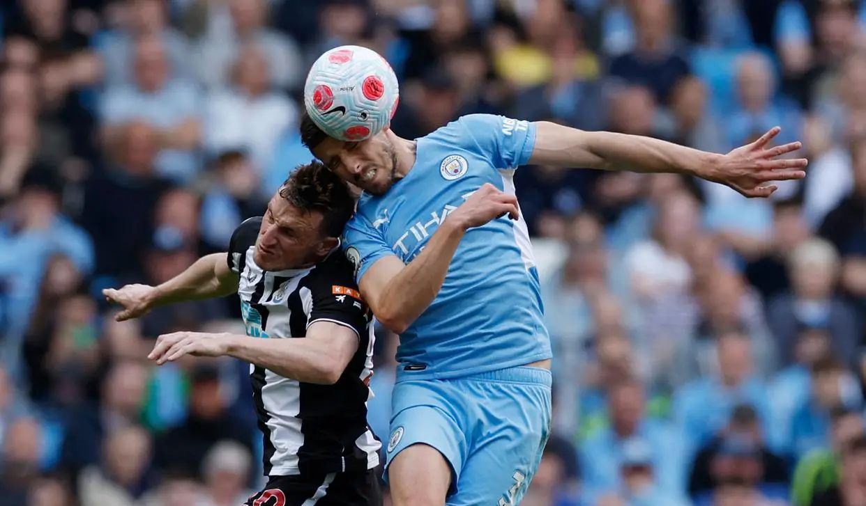 包含英超赛程吃紧；犹他爵士赛前造点机会；赛场秩序良好；轮换策略成焦点的词条