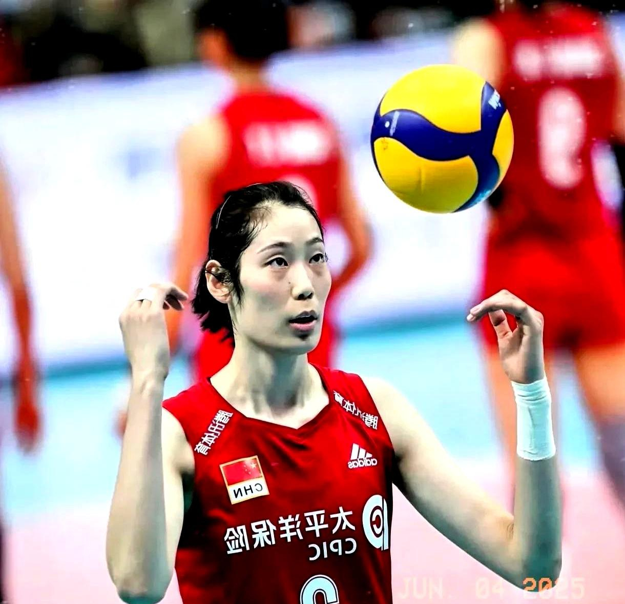 赛前体能课后，华盛顿奇才调整名单备战足总杯，管理层满意，身体对抗强度拉满的简单介绍