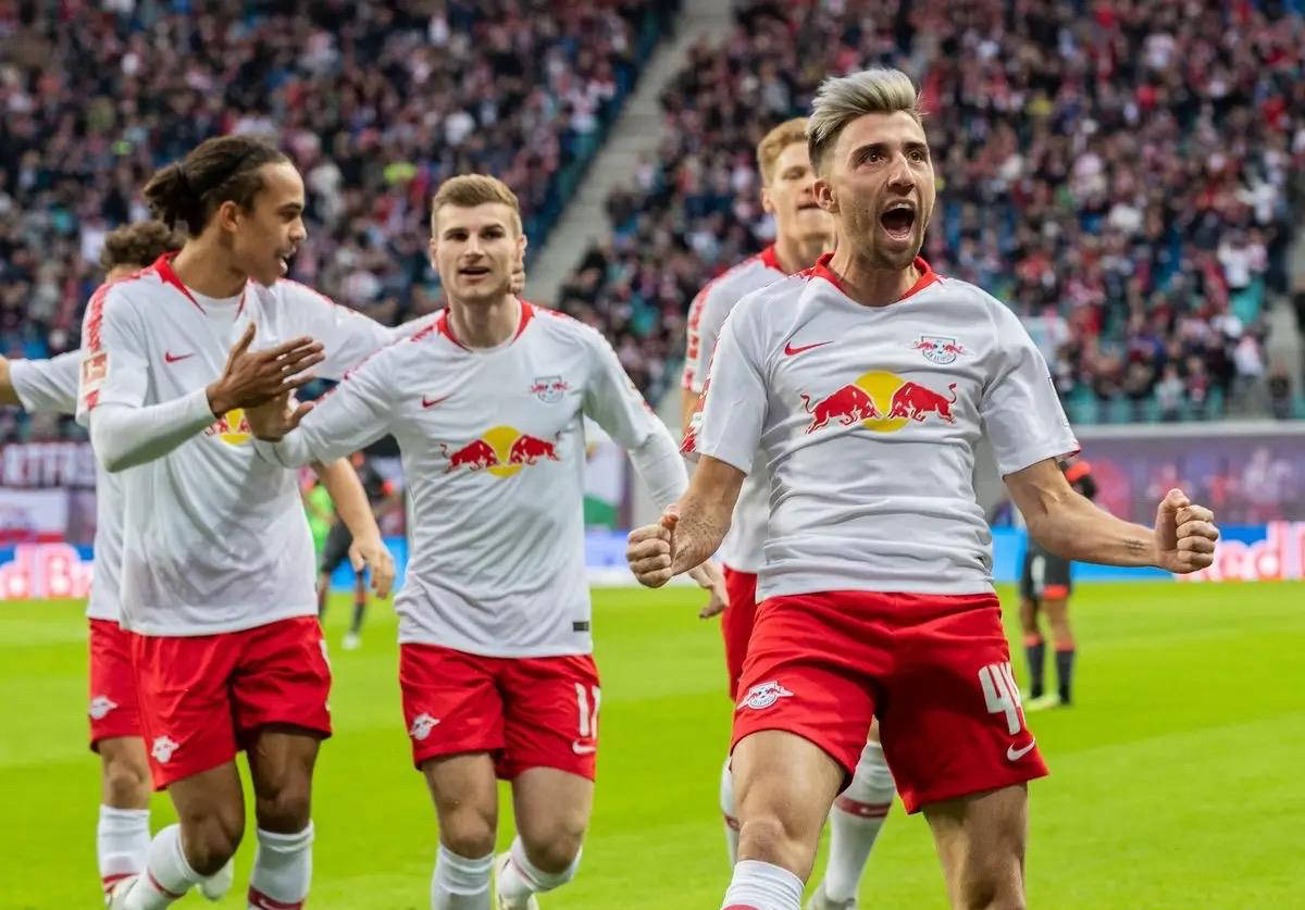 爱游戏精品手游合集清晨德国杯焦点战，波士顿凯尔特人临场应变，管理层满意，临场指挥获称赞的简单介绍