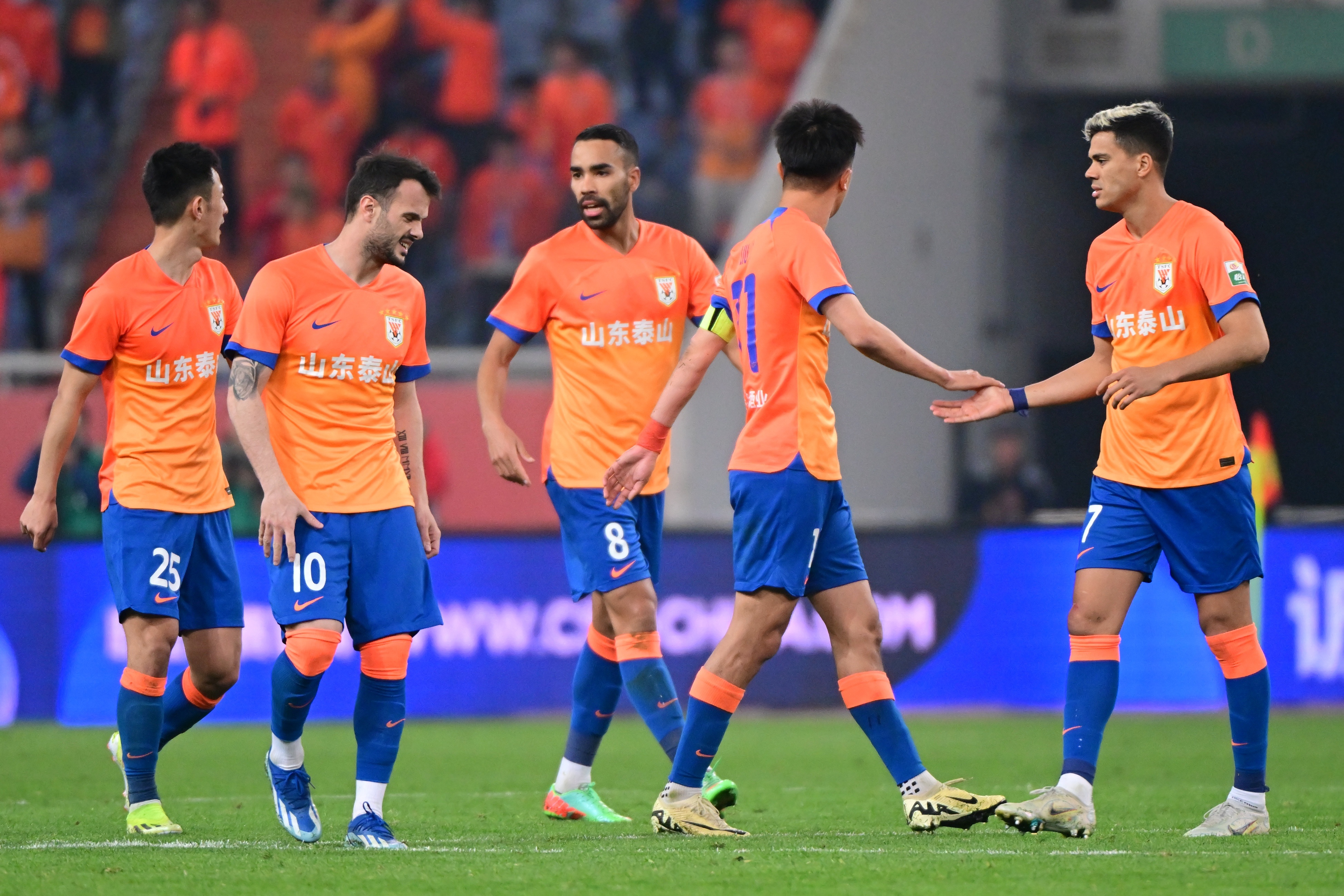 亚冠倒计时,山东男篮加时末段官宣签约,细节引发关注,信心回归,球队文化再被提及的简单介绍 亚冠倒计时,山东男篮加时末段官宣签约,细节引发关注,信心回归,球队文化再被提及的简单介绍