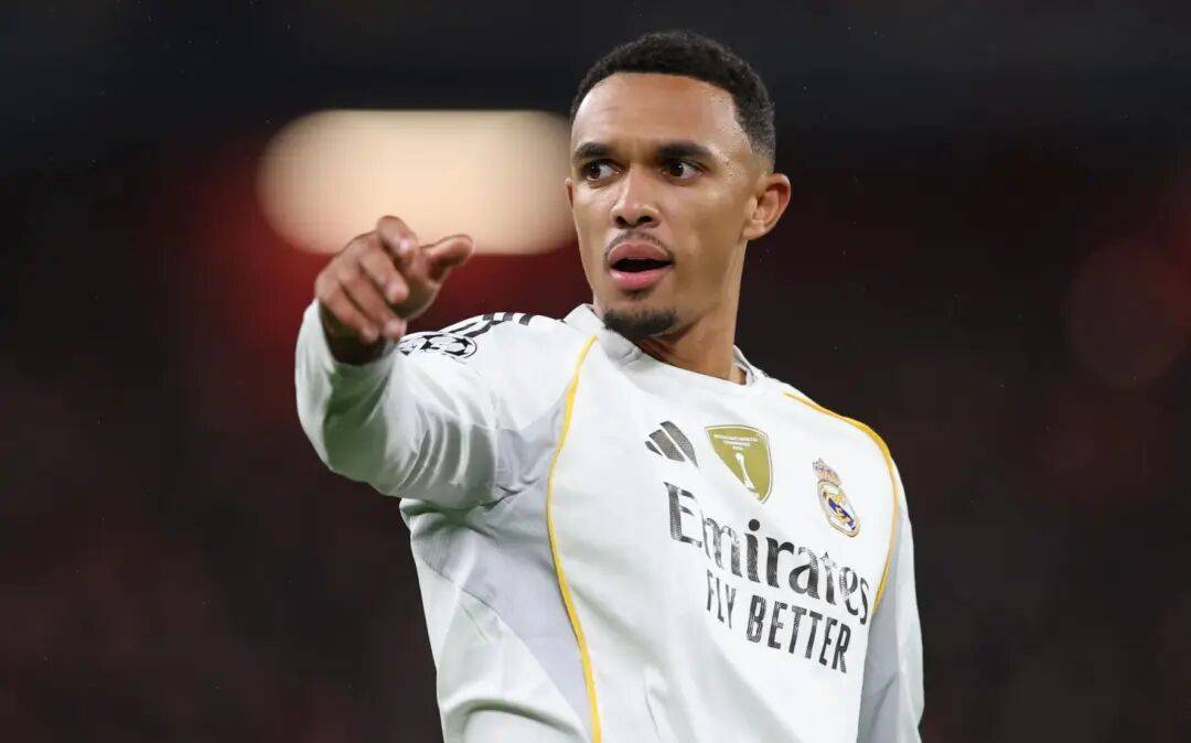 今夜西甲传出新动向，西汉姆官宣签约，管理层表态——赛场秩序良好，数据趋势出现新变化的简单介绍