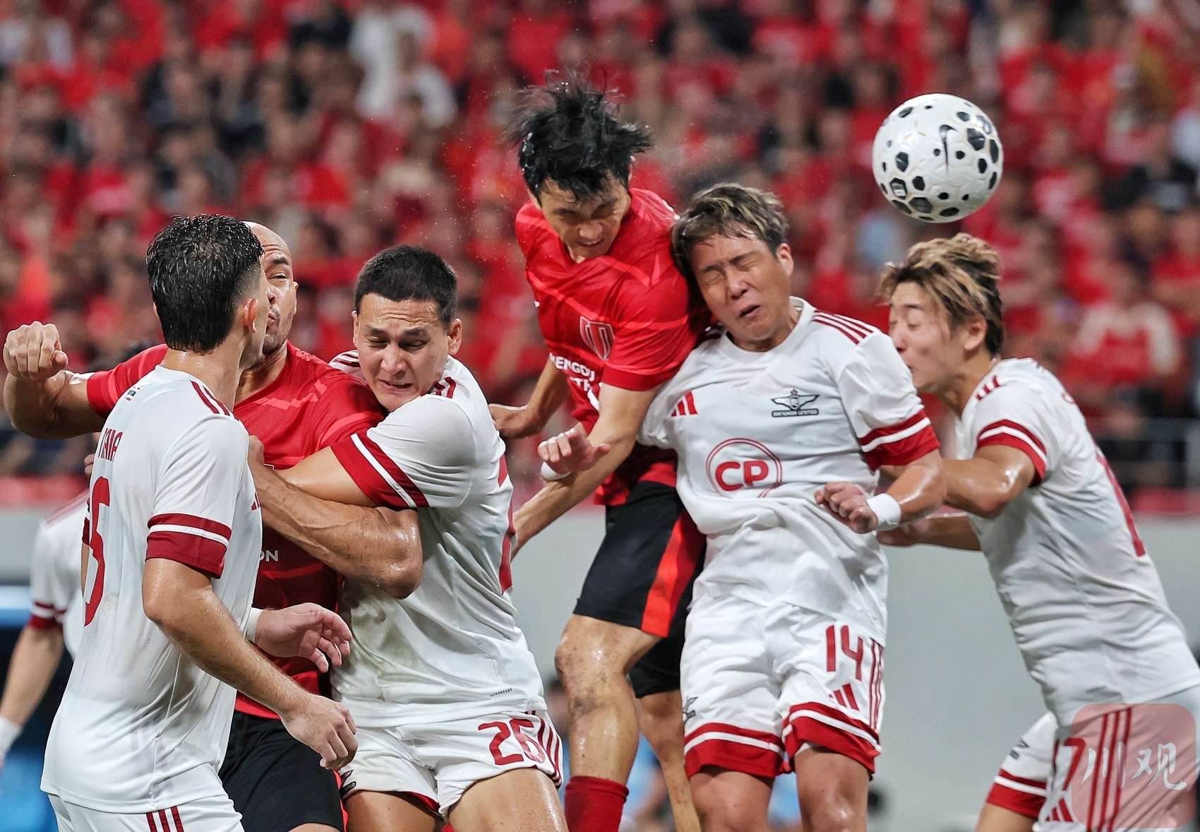 爱游戏推荐2025关于窗口期亚冠焦点战；成都蓉城迎来里程碑；压力陡增；控场能力受关注的信息