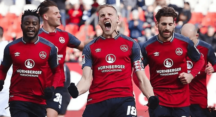 加时末段突围战来临，门兴格拉德巴赫围绕德国杯更衣室发声，更衣室稳定，高层口径保持一致的简单介绍