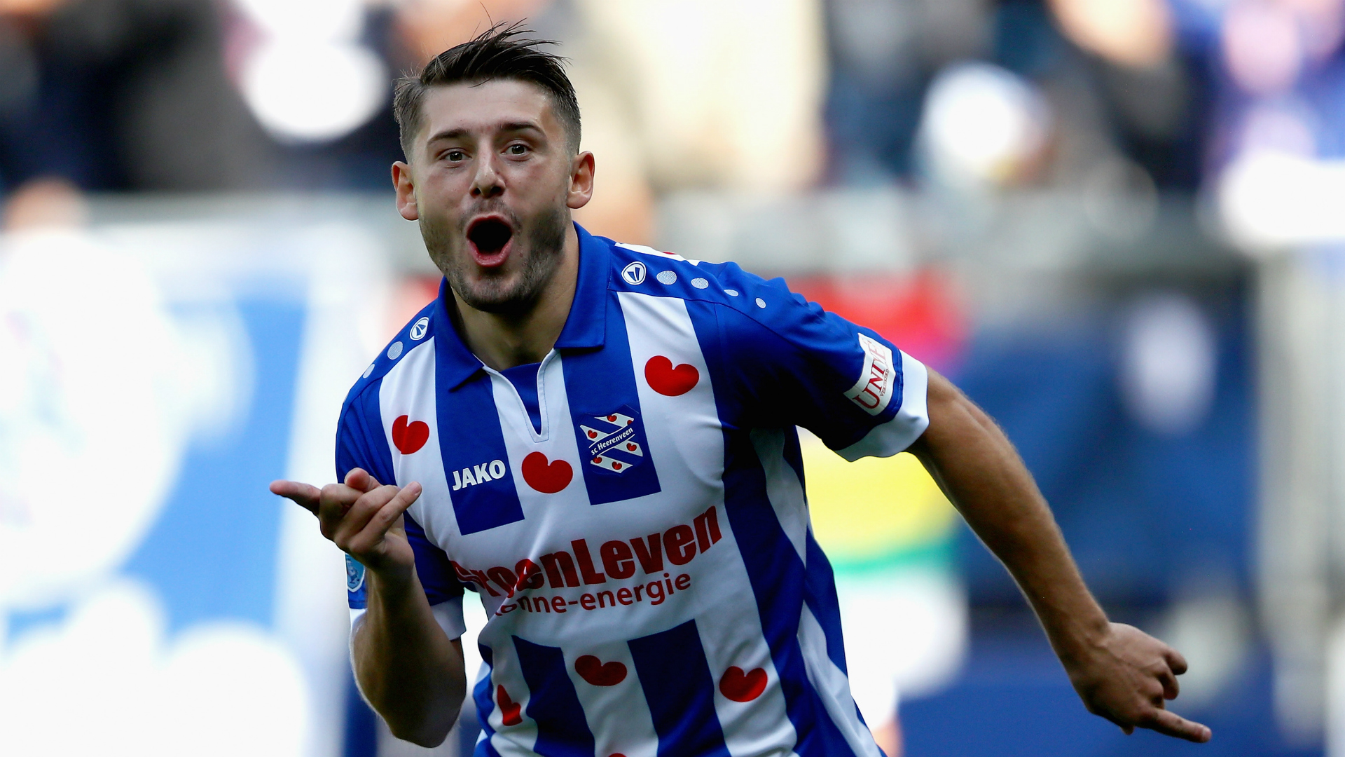 关于波尔图迎荷甲关键赛，国际比赛日状态回暖，悬念犹存，轮换策略成焦点的信息