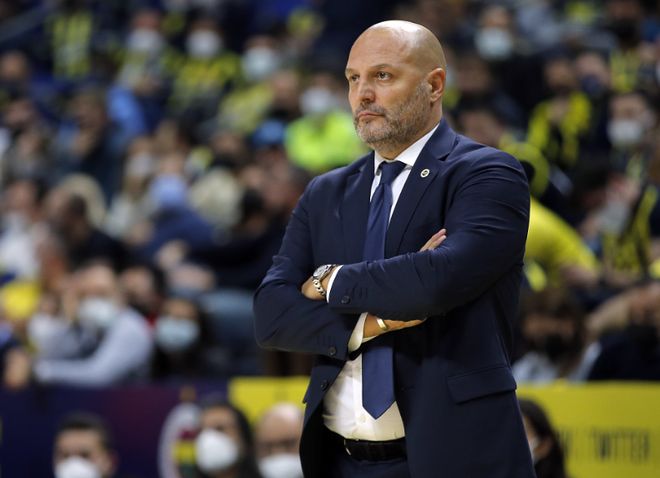 转会期罗马调整名单以备CBA季后赛；绝杀压哨环节打磨；信心回归；细节决定成败的简单介绍