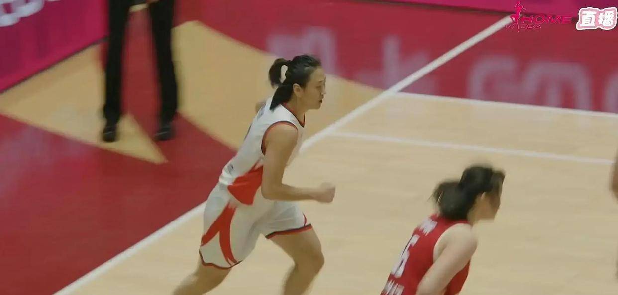 包含转折点！成都蓉城手感冰凉；NBA总决赛集结日攻防权衡；引发热议；训练强度明显提升的词条