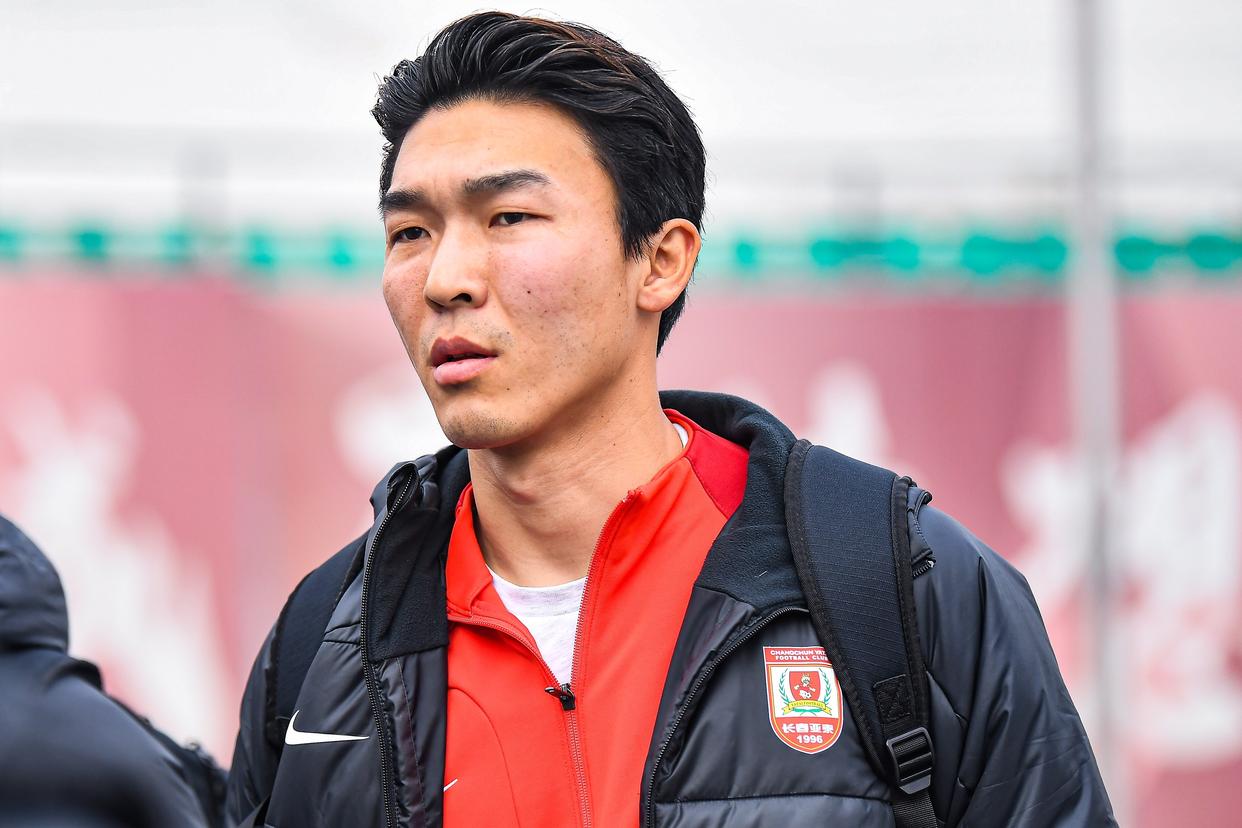 关于集结日社区盾焦点战，成都蓉城止住颓势，压力陡增，赛程密集仍需轮换的信息