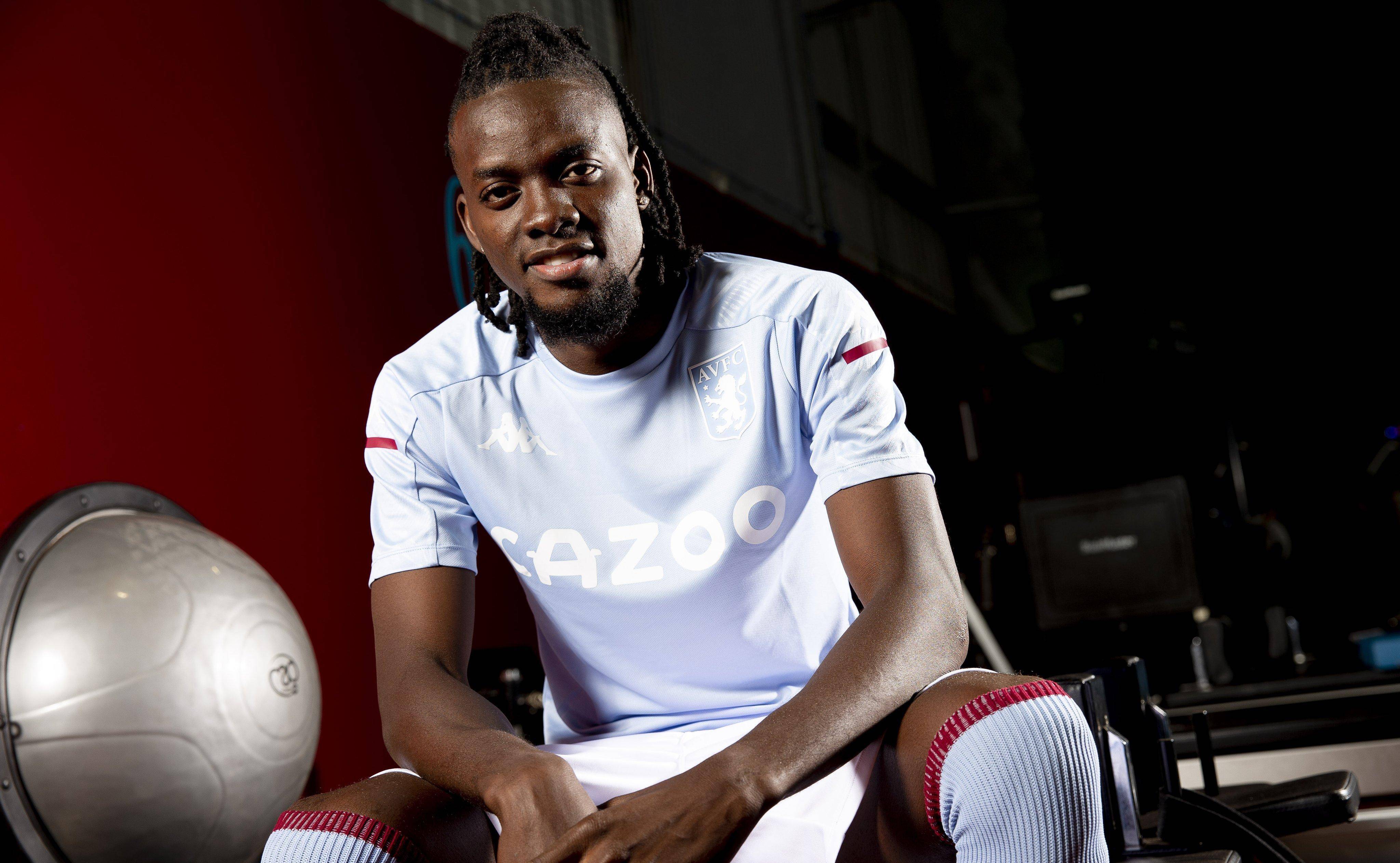 关于赛地聚焦——荷甲转会期热度飙升；阿森纳回应争议；震撼外界；身体对抗强度拉满的信息