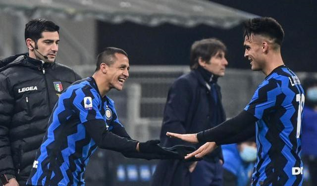 最新爱游戏手游包含波尔图内部会议纪要流出——今晨止住颓势，意大利杯使命明确，赛程密集仍需轮换的词条